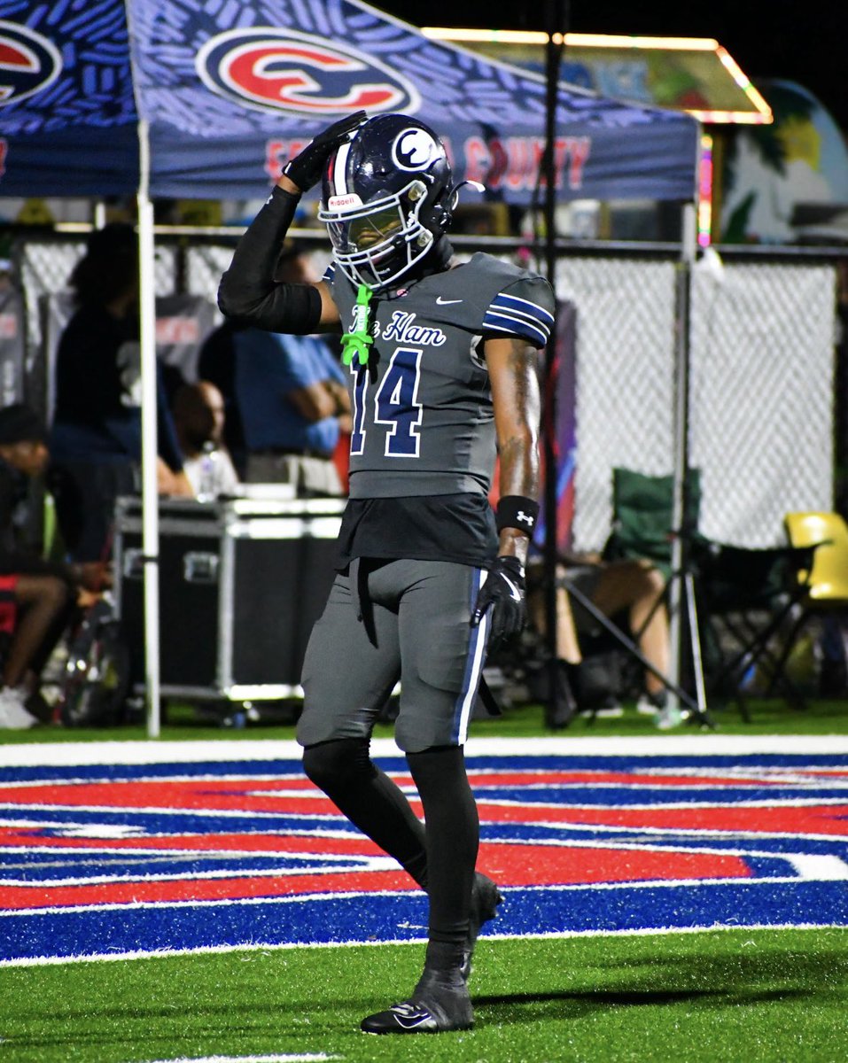 Season Highlights 

44 Rec
679 Yds
7 TD
67.9 Y/G

<a href="/fordtough301/">John Ford</a> <a href="/CoachC_90/">Austin Czachowski</a> <a href="/RecruitTheHam/">RecruitEffingham</a> <a href="/RecruitGeorgia/">Recruit Georgia</a> <a href="/GridironDixon/">Coach Eric Dixon</a> <a href="/drwscout/">David West</a> <a href="/EffinghamFb/">Effingham County FB | Recruiting</a> 

hudl.com/v/2Q4XSY
