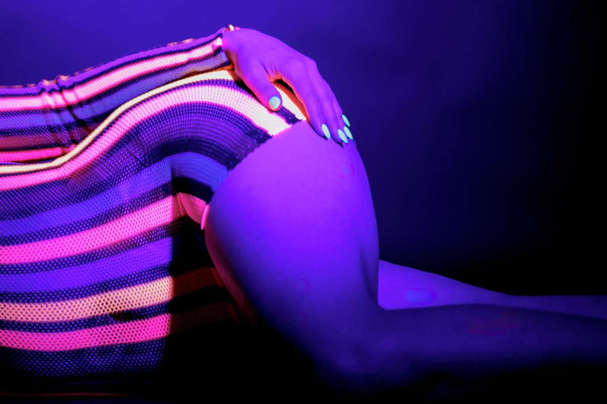 firstadekit's tweet image. A fun shoot with the ever creative autumn. First time shooting under UV lights and I think we came out with some decent results. Something I’d definitely love to try again. Otherwise it’s more gear gathering dust in the garage. 😂

In frame: autumn
Studio: @farforeststudio