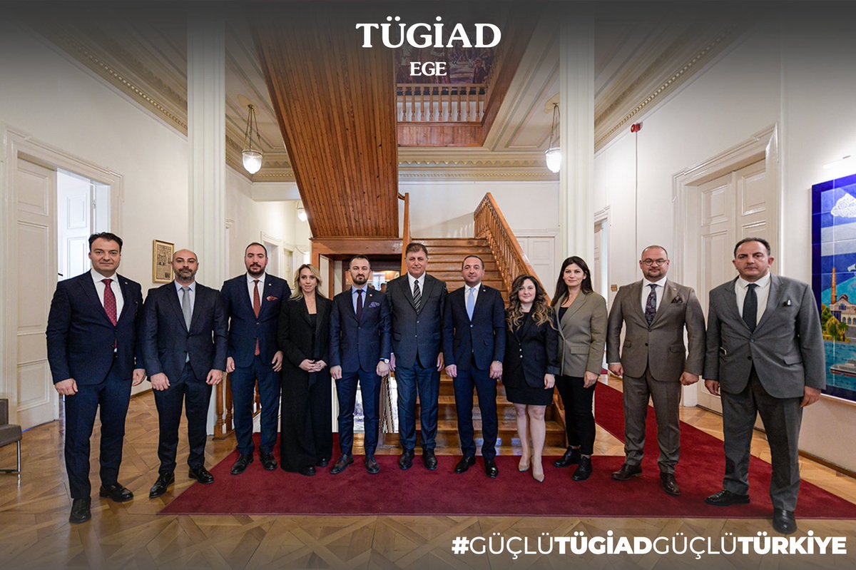 TÜGİAD Yönetim Kurulu Başkanı Gürkan Yıldırım ve TÜGİAD Ege Şube Başkanı Engin Korkmaz ve beraberindeki heyet, İzmir Büyükşehir Belediye Başkanı Sayın Dr. Cemil Tugay'ı makamında ziyaret etti. Sayın Başkan'a misafirperverliği ve sıcak karşılaması için teşekkürlerimizi sunarız.
