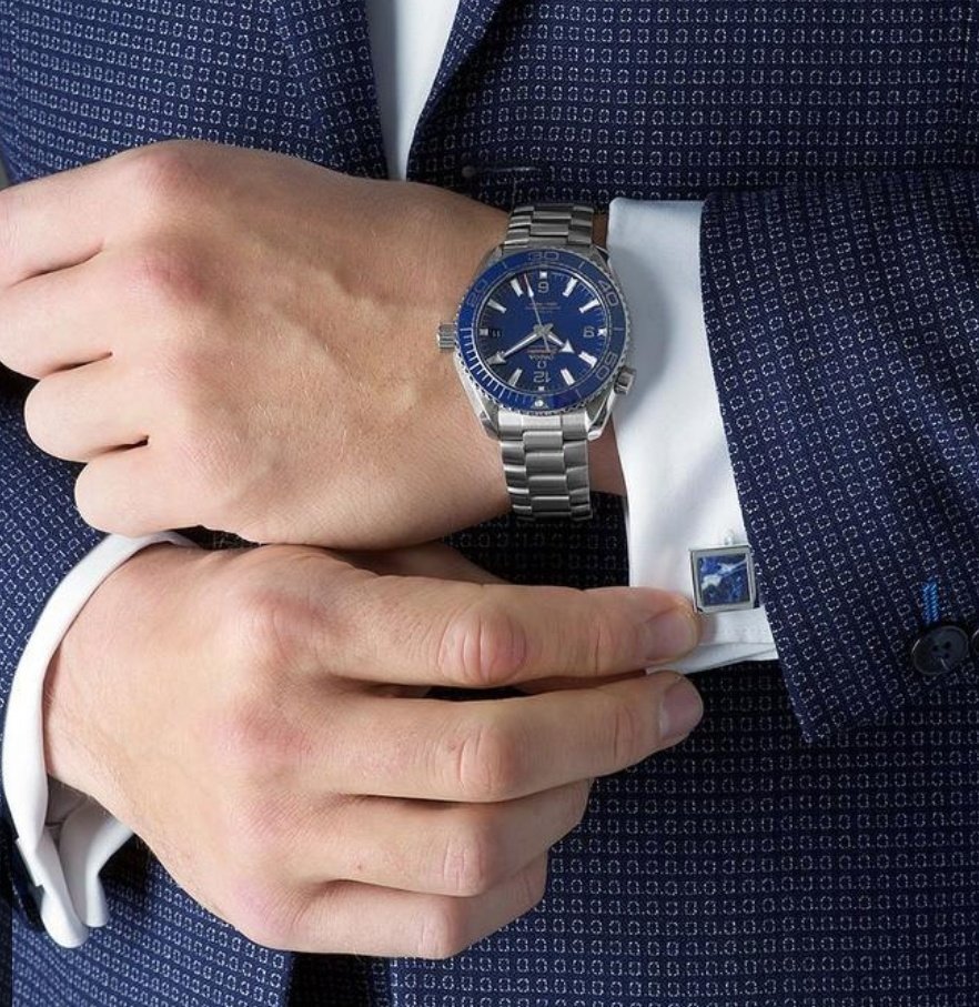 I have needed to add an Omega Seamaster Planet Ocean to my little collection for a long time now! I can't justify it at the moment, but I am doing my best to stay well and work towards it. 👍

Does anyone out there own one? Would you recommend? Pros &amp; cons?
#Omega #wristwatch