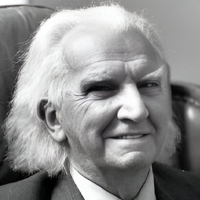 Relearning Economics tweet media