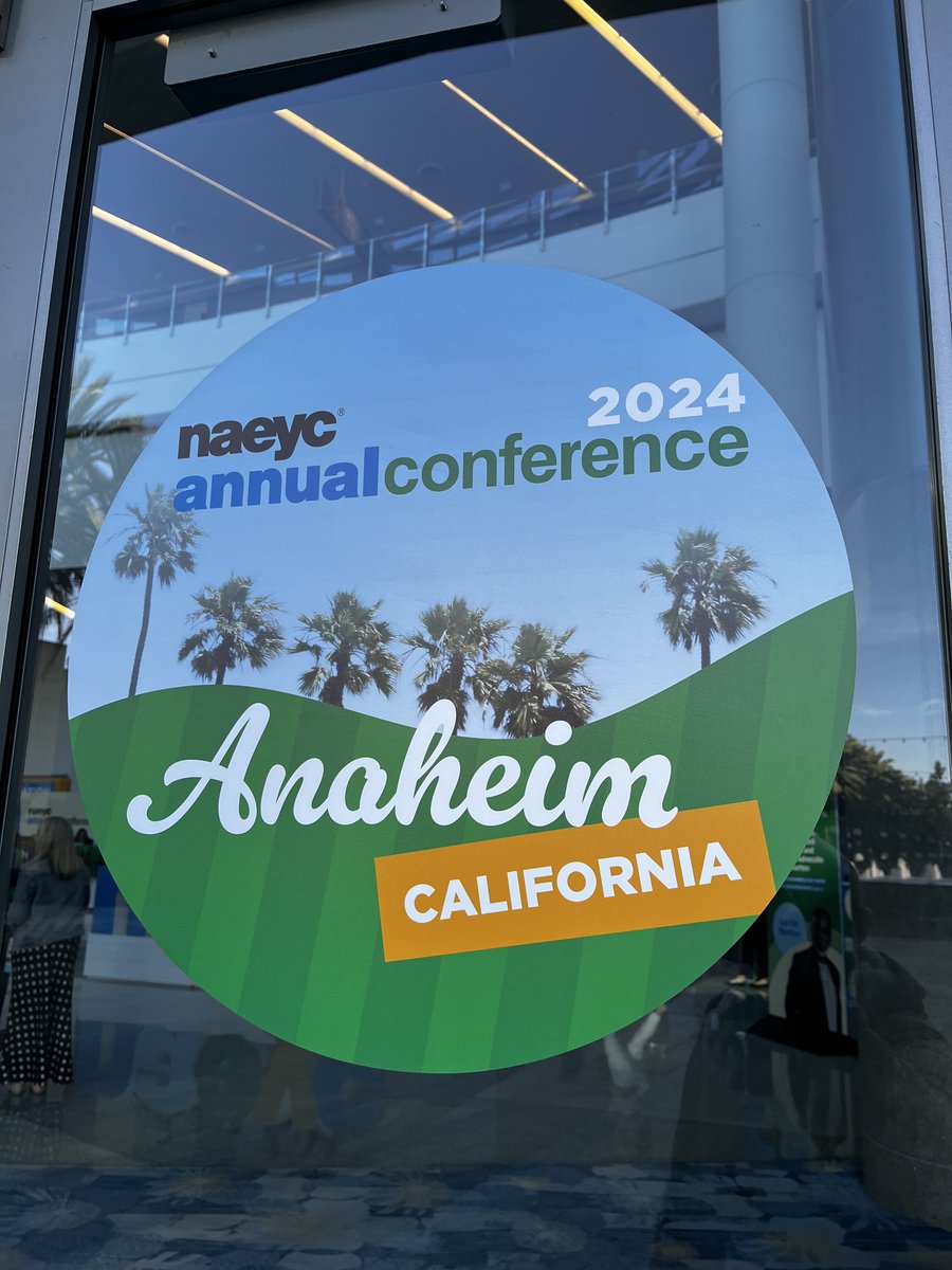 DCAEYC's tweet image. DCAEYC is in Anaheim, CA for #naeycAC 2024! We're having tons of fun meeting colleagues from around the country, but the highlight so far has be the opening session with #ReadingRainbow's Lavar Burton! Not only did he tell us lots of personal life stories, he read to us too!📖🌈