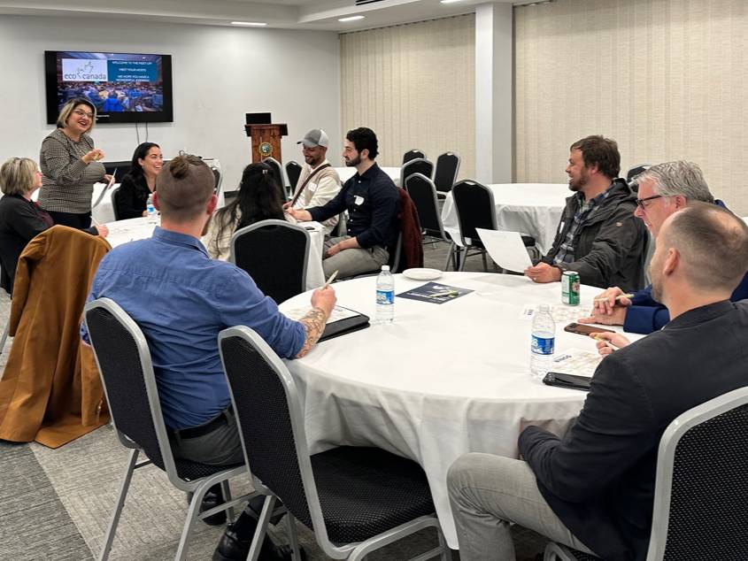 ecocanada's tweet image. Thank you to everyone who joined our EP® Meetup in Fredericton yesterday!

A special thank you to Dr. Sama AlMaarofi, our Fredericton EP® Champion, for co-hosting this event and leading engaging discussions on the sustainability of electric vehicles!

#EPCommunity