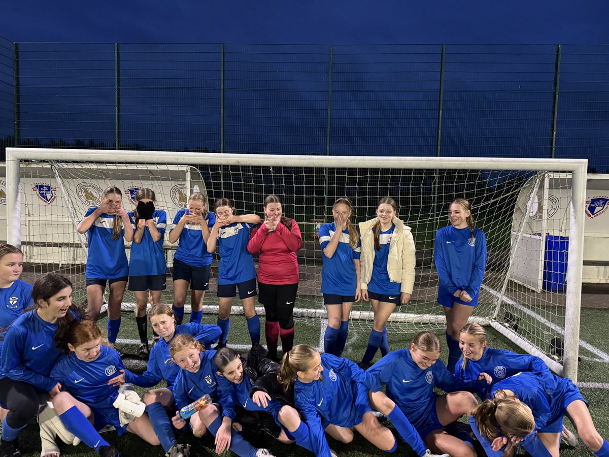MissMcConnellPE's tweet photo. Congratulations to our S1&amp;S2 team and our S3&amp;S4 girls football team for making it through to the next stage of the SPAR 7s tournament. Thank you to Miss Syme’s for taking the S1 team and to @MissGormanPE for coming down and supporting our girls towards the end. @Kilwinning_Acad https://t.co/41uyI3jV6E