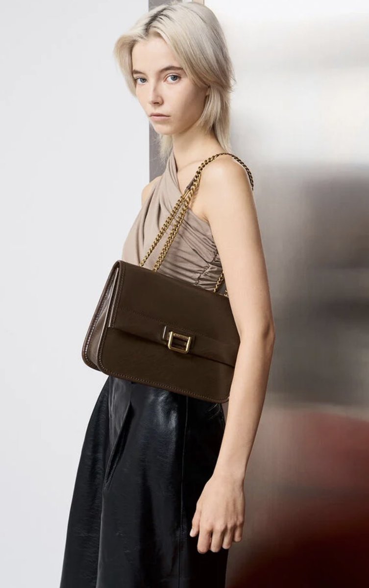 SU | Personal Shopper tweet media