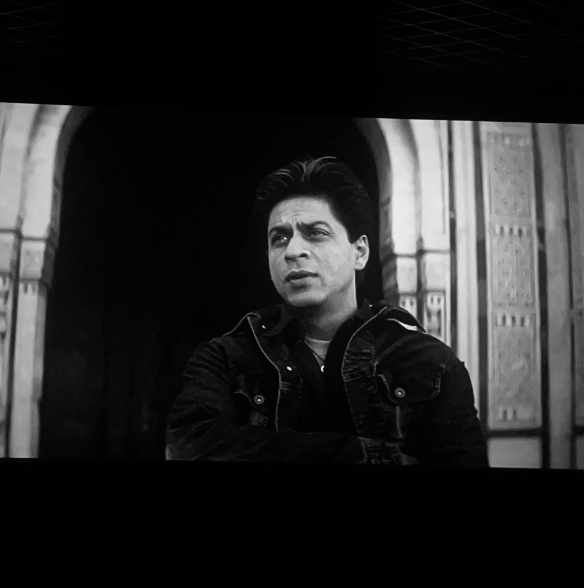 farisrezwan's tweet photo. #VeerZaara rerelease 💌
Seeing this icon on my timeline reminds me why Bollywood is magic 🎬✨
@iamsrk has given us unforgettable moments, movies, and memories ❤️
#ShahRukhKhan #SRK #BollywoodKing #SRKians #ShahRukh #KingKhan #Bollywood https://t.co/5mENsufkri