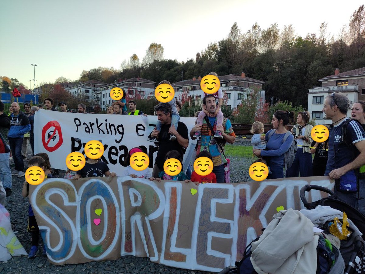 izbeelkartea's tweet photo. SORLEKUN
Parkea BAI, parkinga EZ!!
#sorleku #parkea #intxaurrondo #donostia https://t.co/hxg1xRtdO2