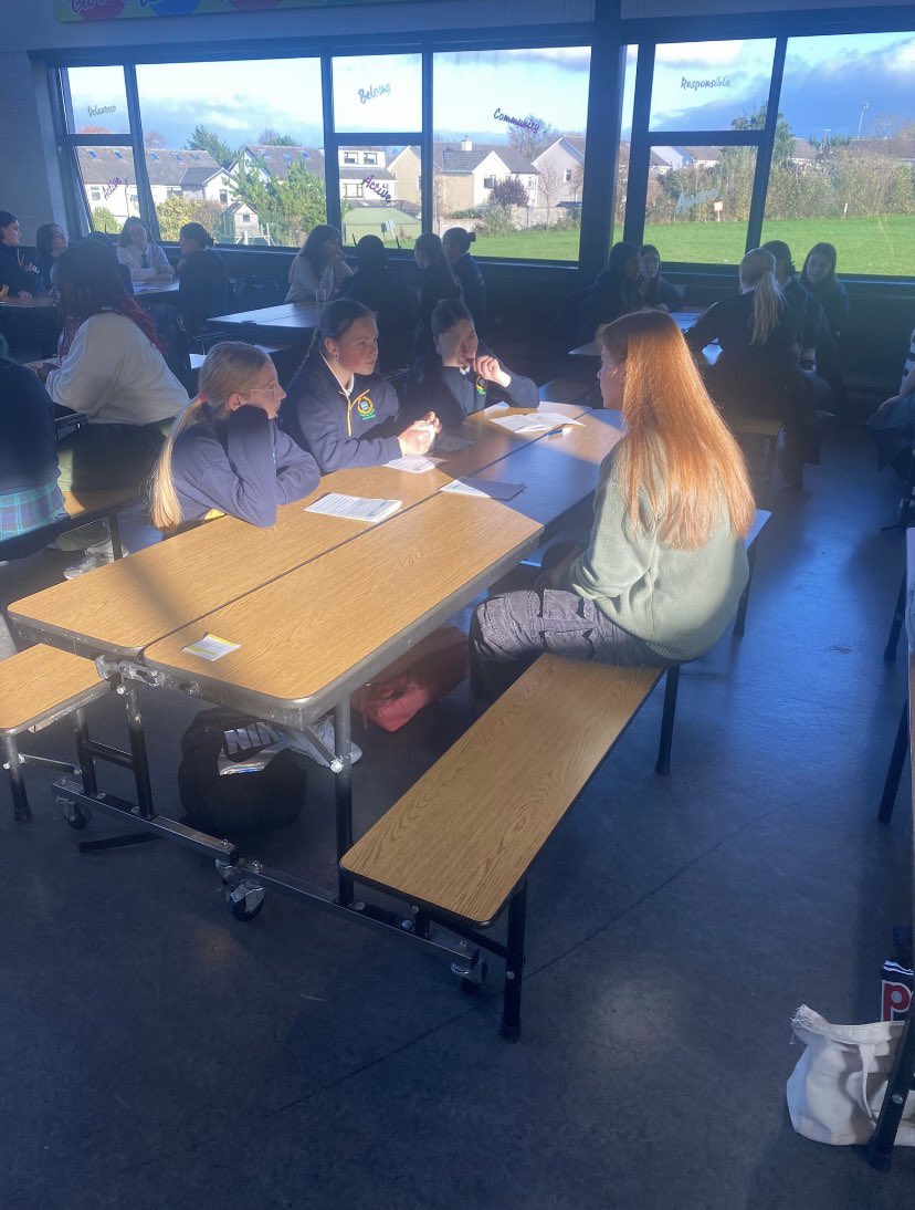 Ms.Ronan tweet media