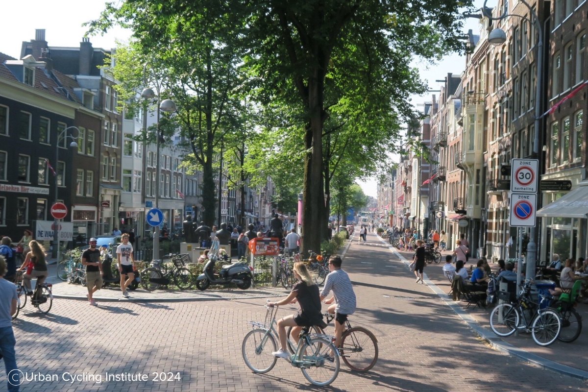 City Thread tweet media