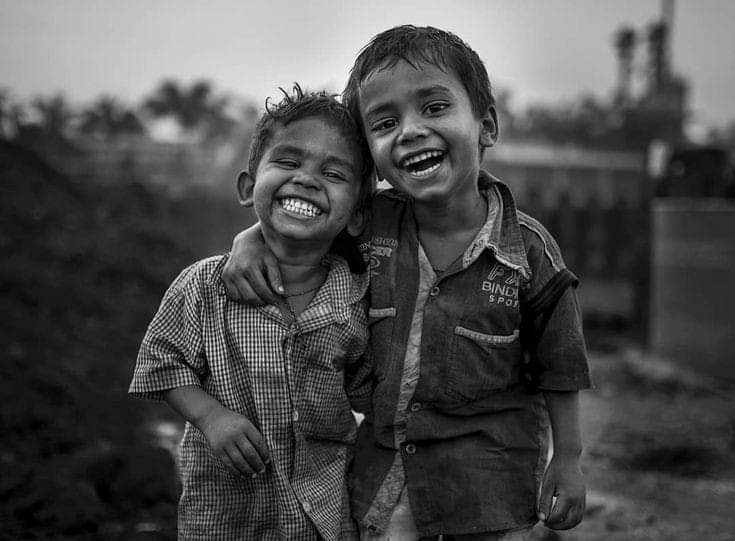 بہترین دوست کے ساتھ بُرا وقت بھی اچھا گزرتا ہے
With good friend bad time also spent well❤✨