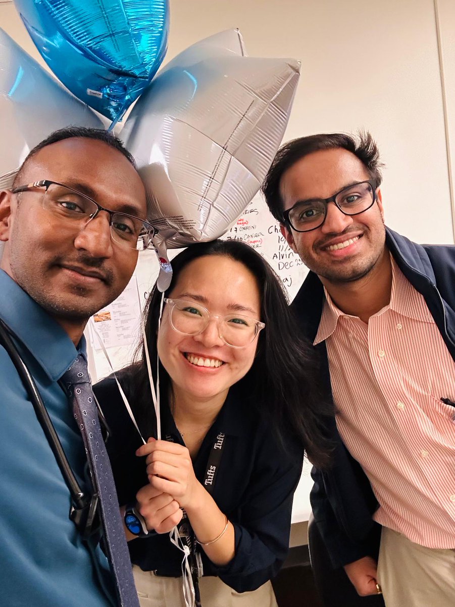 ChaewonHwangMD's tweet photo. Thank you to my coresidents who surprised me with these balloons for #womenwhocurie #whowecurie  Day, in recognition of women in Radiation Oncology! ☢️🎉 Grateful to have such supportive coresidents @TuftsMCRadOnc @TuftsMedicalCtr
#radonc #SWRO https://t.co/GNjlk8FQ1z