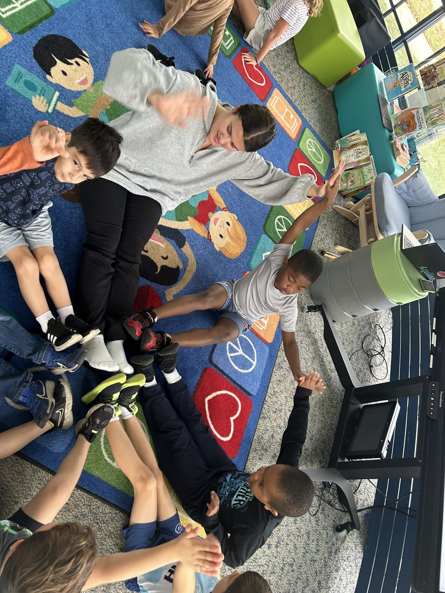 Rville RED tweet media