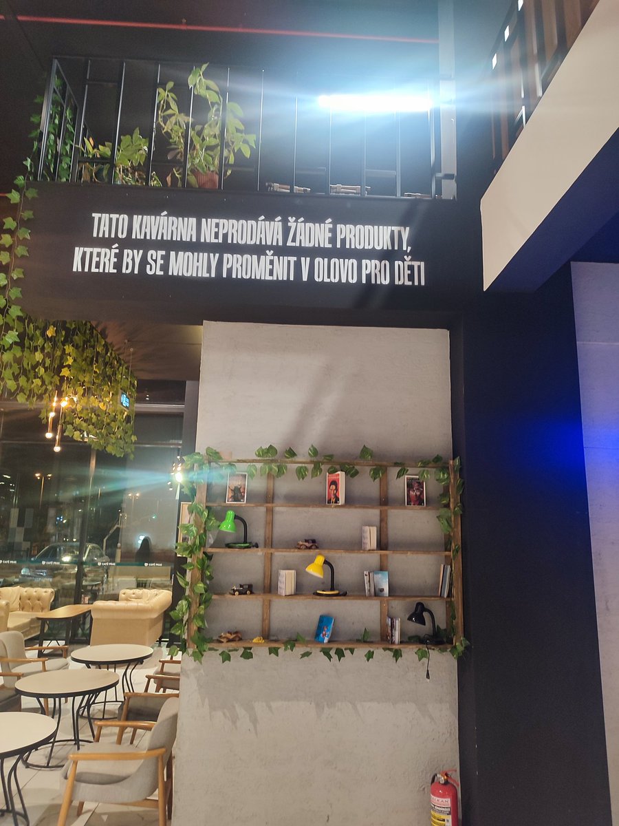 "BU CAFE ÇOCUKLARA KURŞUN OLABİLECEK HİÇBİR ÜRÜN SATMAMAKTADIR". Ankara Eryaman Prag Cafe'yi bu hassasiyeti için tebrik ediyorum.. #FreePalestine