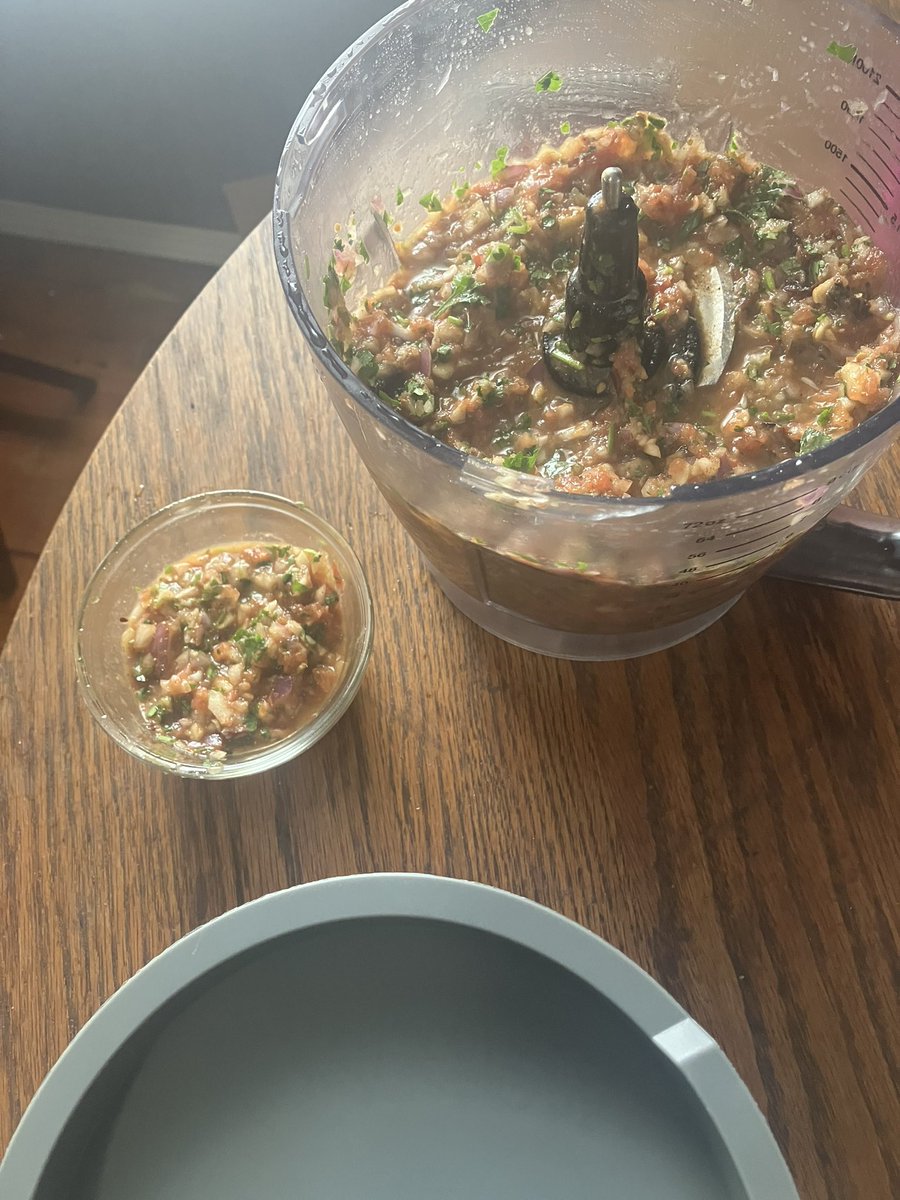 CliftonHart8's tweet image. Build. Salsa Oklahoma Style.

$3 #SingleServing #Cumin #Cookbook