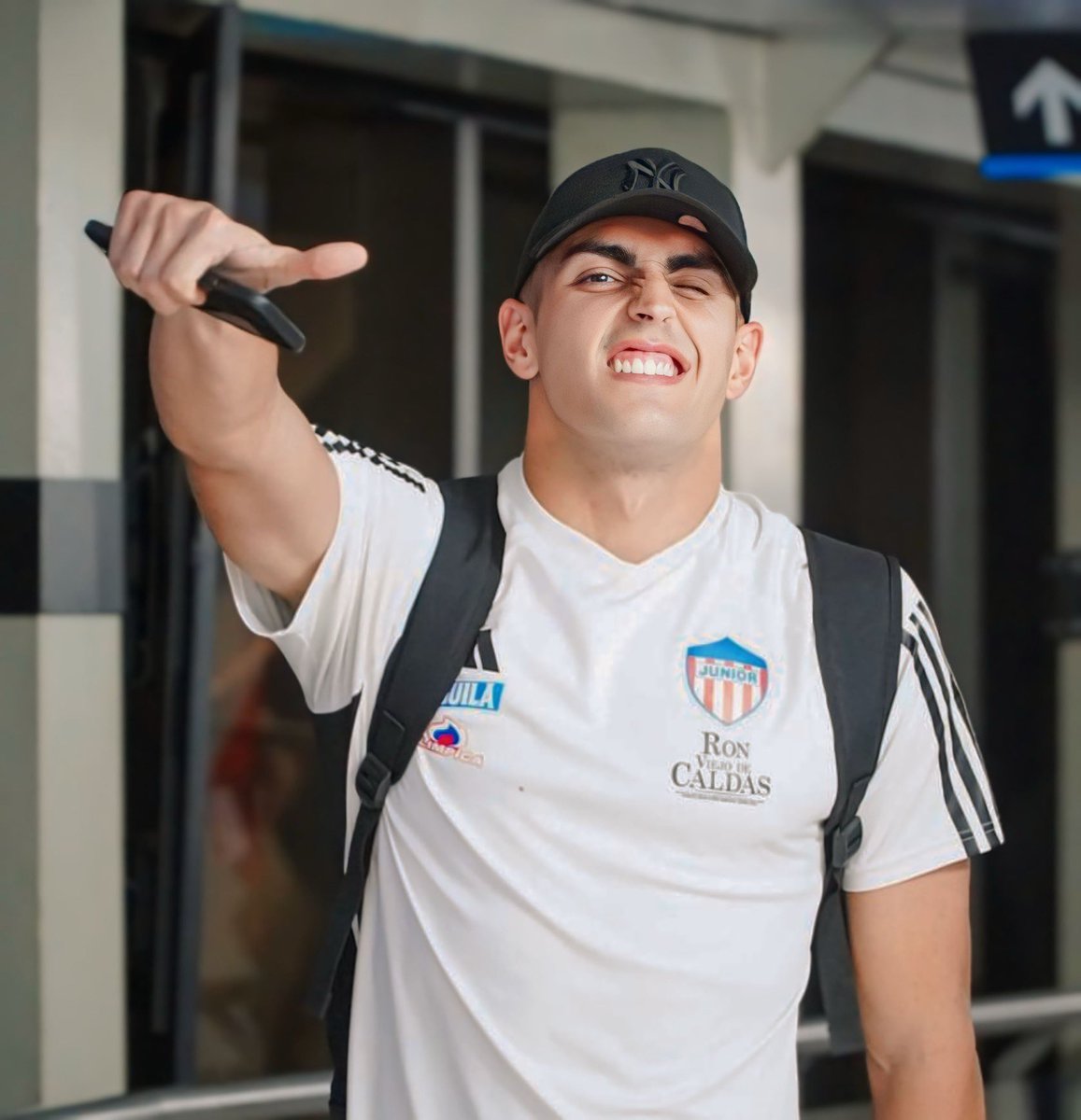 SoloJunior tweet media