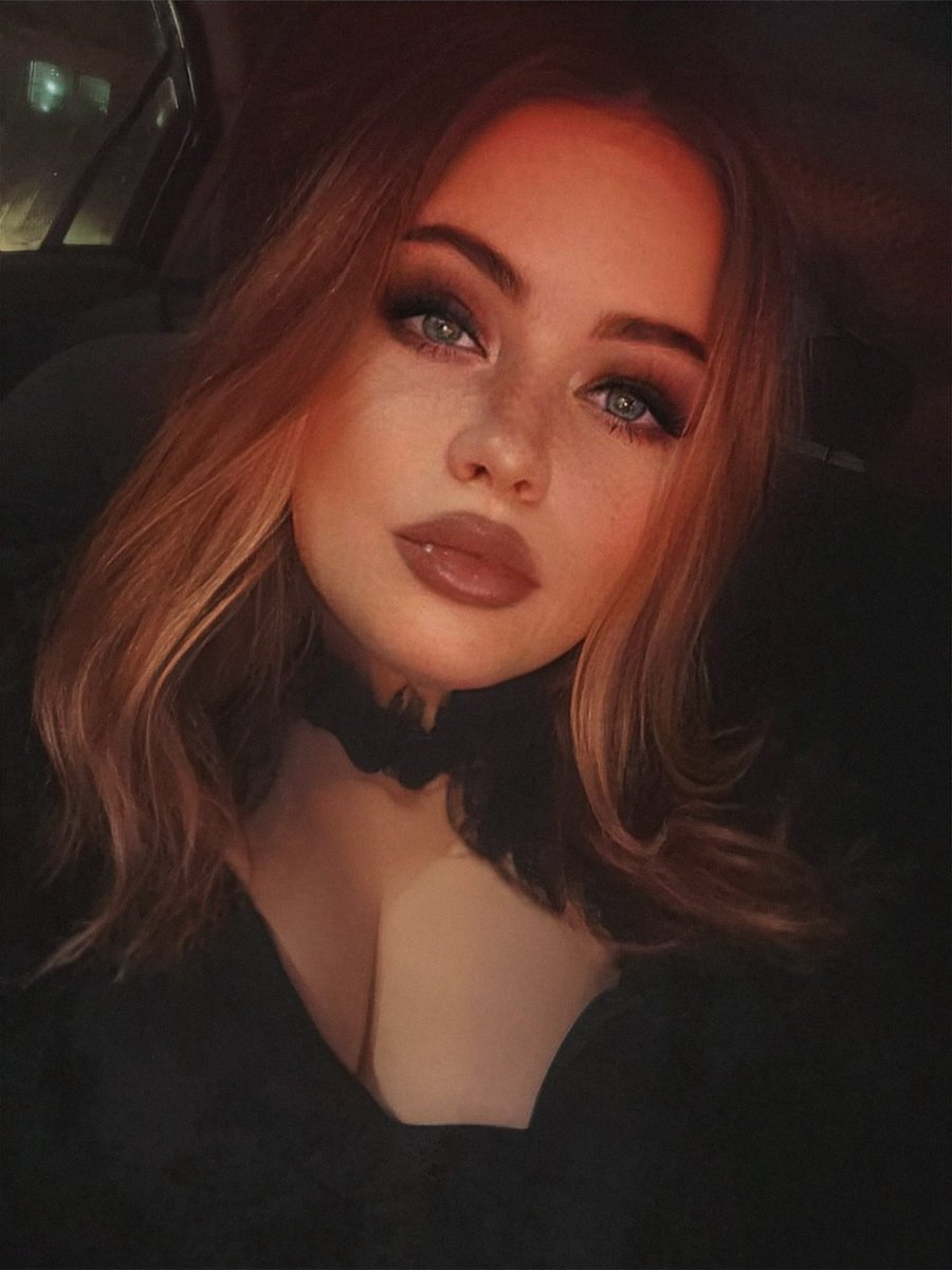 sarah 🕸♡ tweet media