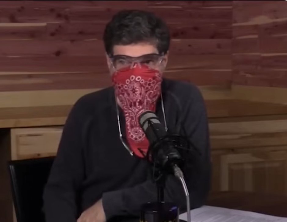 _whitneywebb's tweet image. Well, Bret, unlike you - I didn&apos;t wait until Trump was out of office to criticize the government&apos;s nefarious and terrible Covid policies. 

Unlike you, I didn&apos;t ignore the fact that Trump&apos;s VP pick, major donor Musk and major ally Vivek are all deeply invested in GMO biotech and…