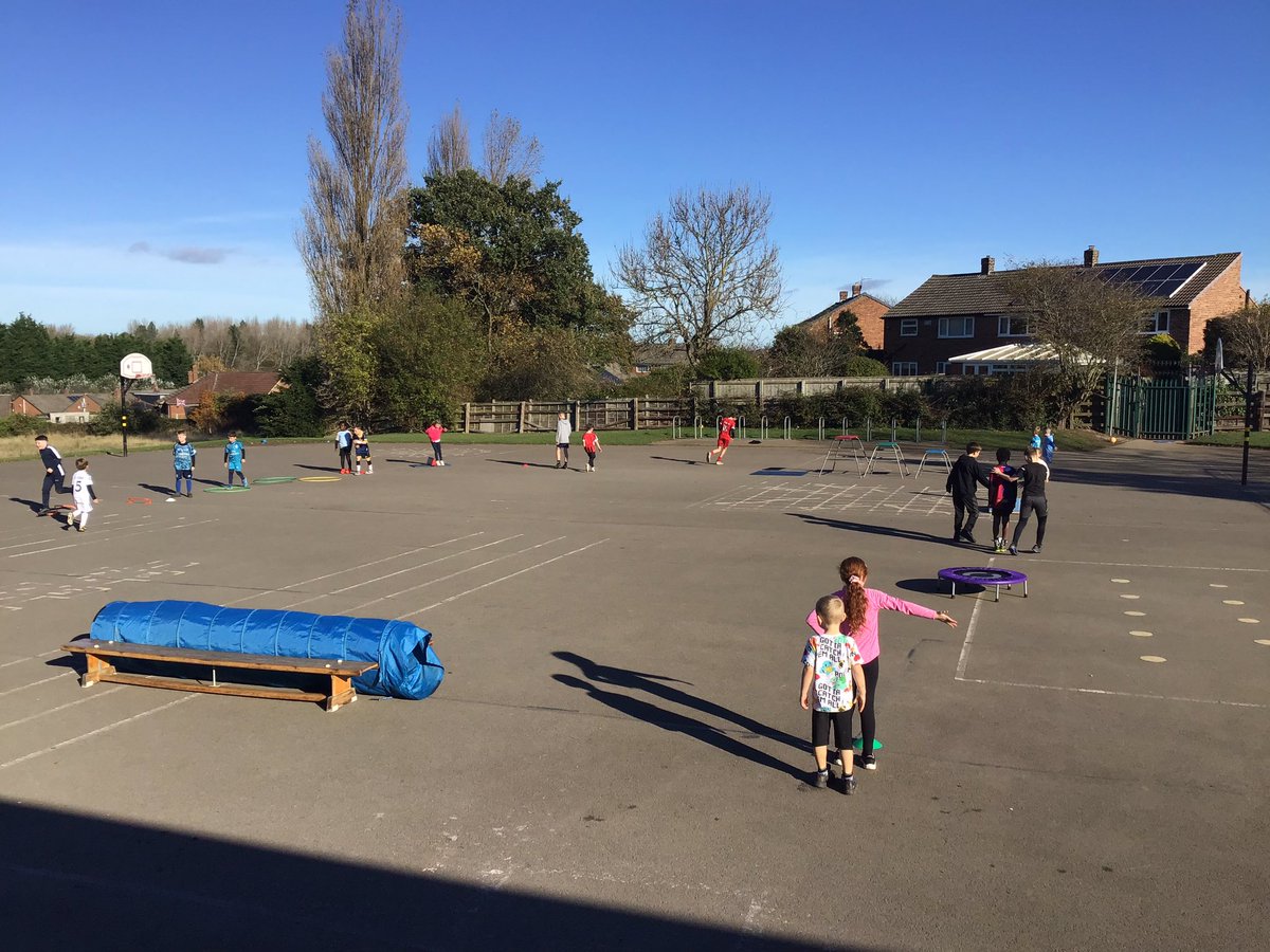 Last half term our Year 3 children enjoyed Gymfit Circuits during PE #Y3PECCPS #PEandSportCCPS
