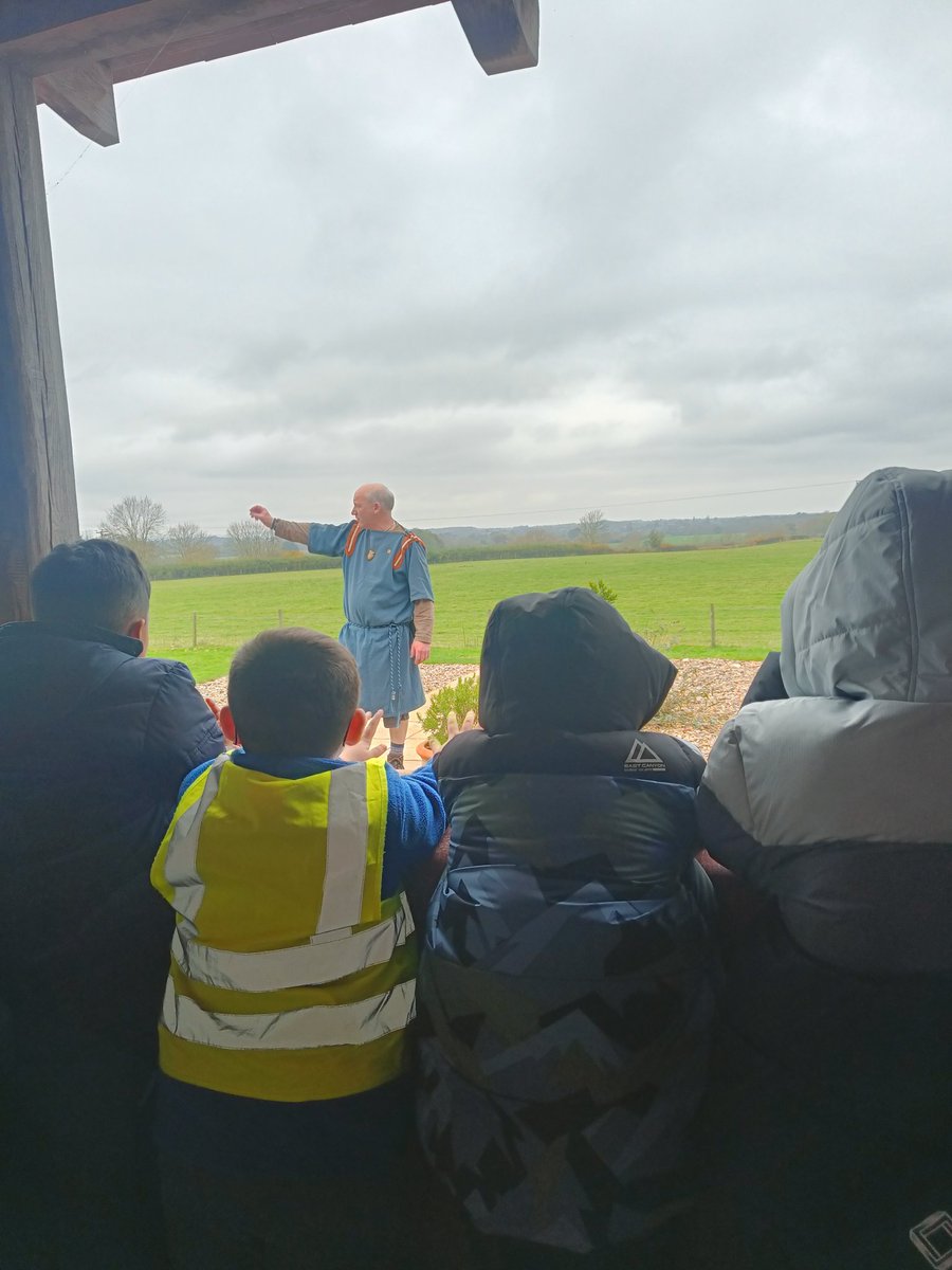 MissEChadney's tweet photo. #LLF4EC had an amazing time at Wroxeter Roman City. The children loved looking around the remains of  Roman buildings, and they were excellent role models 🧐😊

@lea_forest_info @Lea_Forest_HT @Lift_Lea_Forest @LLF_Dep @LLF_DHT https://t.co/JlPWsSoAoH