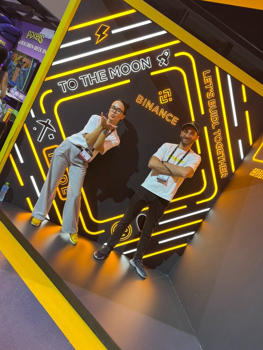 Thrilled to be part of such an inspiring event #BinanceBlockchainWeek2024 in Dubai! Great people and great memories! Huge thanks to the amazing <a href="/binance/">Binance</a> community and <a href="/BinanceAngels/">Binance Angels</a>  😇✨✨✨

#BinanceBlockchainWeek