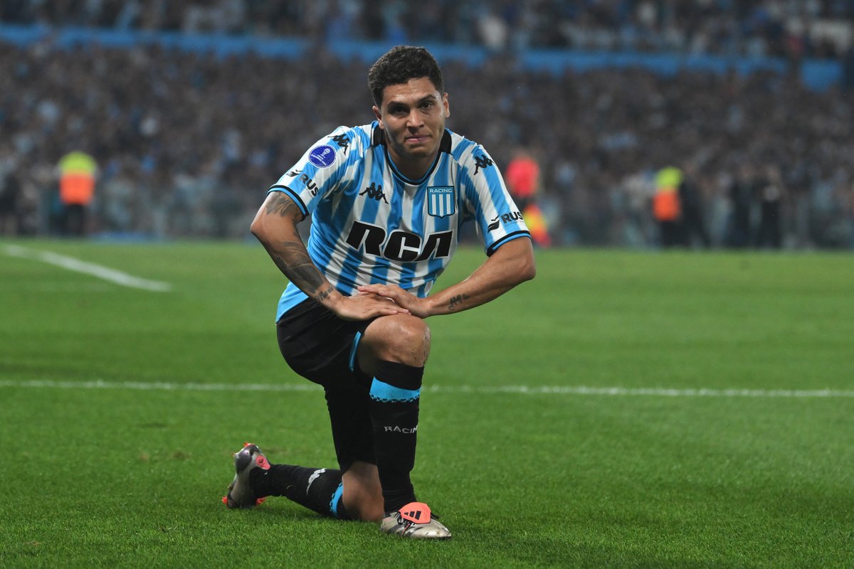 Juanfer Quinteros, futbolista de Racing.