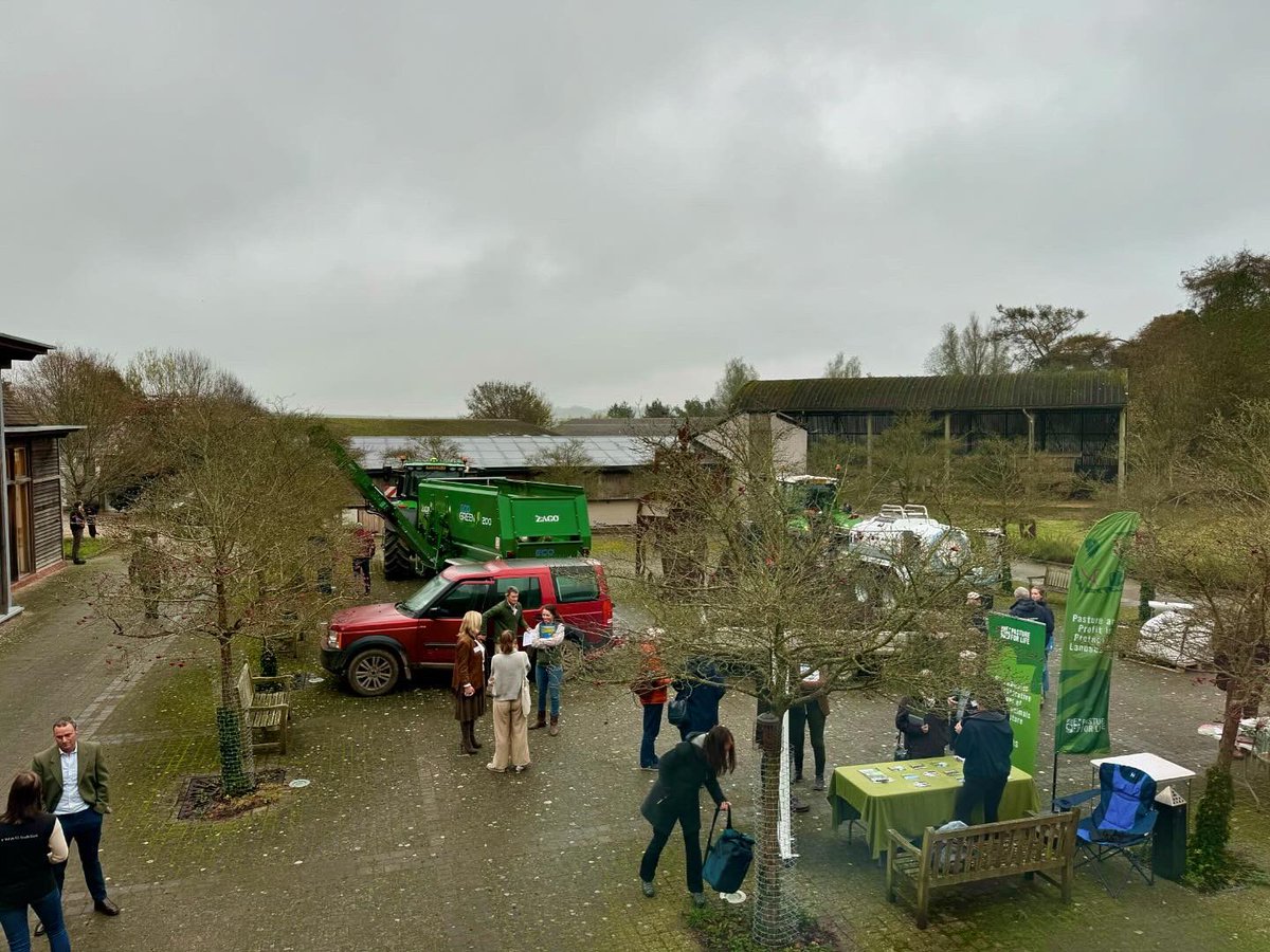 Sheepdrove's tweet image. Had a great day at @NWessexDowns  Annual Forum 2024 hosted on our organic farm yesterday. Many thanks to @NWessexDowns team, Julian Gold of Hendred Esates, Peter Wilson of Rudge Manor Farm, Dr Gemma Batten of Black Sheep Countryside Management and Jimmy Woodrow @PastureForLife