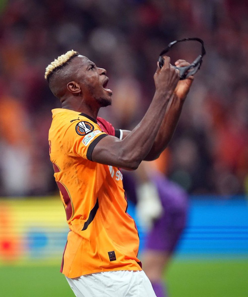 galagundemcom's tweet photo. YAPI İŞTE BU!!!!!
#Osimhen #GSvTOT #galatasaray #tottenham #Icardi #yunus #mertens #sara https://t.co/NOkQrJn3wB