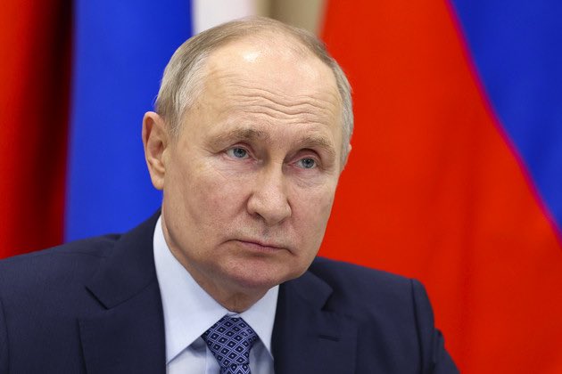 BRICSinfo's tweet photo. JUST IN: 🇷🇺🇺🇸 Russian President Putin says he was impressed by Donald Trump's behavior during the assassination attempt. 

"He is brave." https://t.co/G3OeiyZnPd