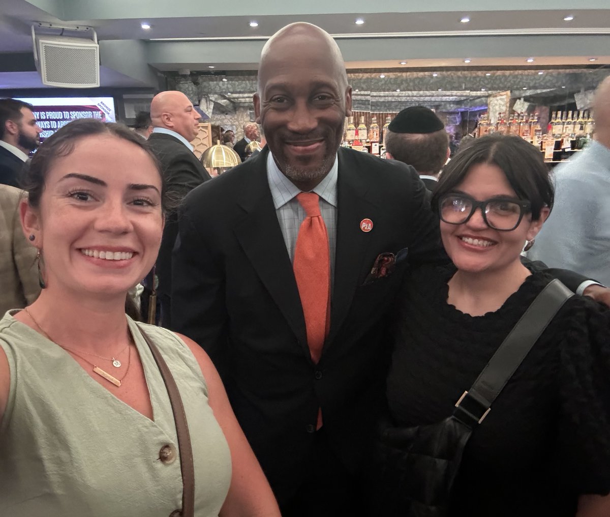 Community_Wind's tweet image. We know that with the largest offshore wind project ever submitted for New York comes an incredible number of jobs -- seriously, a lot! Thanks to partners like @P2ATrades, New Yorkers will be ready to join the offshore wind workforce with our brothers and sisters in organized…