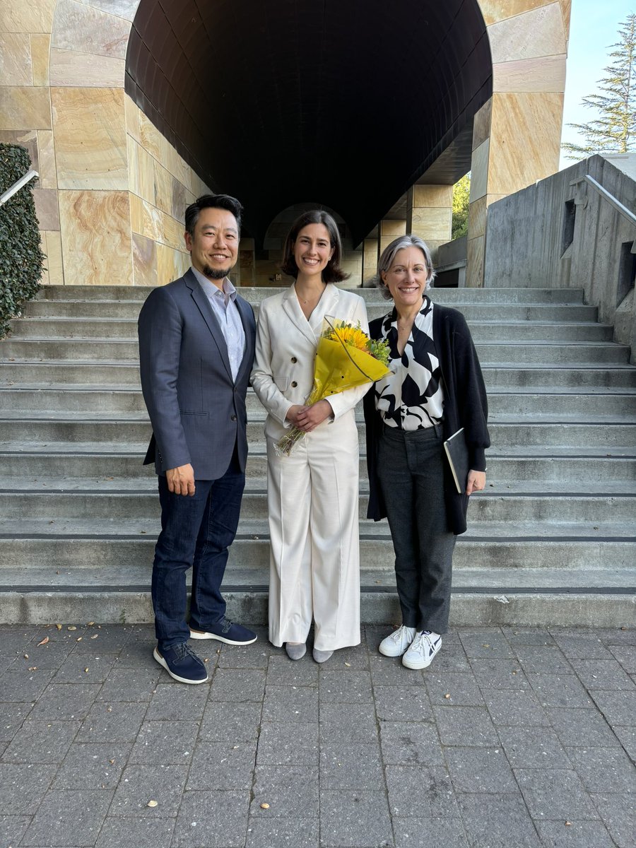 Heilshorn Lab (@heilshornlab) on Twitter photo Congratulations to our newest doctor, Dr. Lucia Brunel! <a href="/lucia_g_brunel/">Lucia Brunel</a> presented a beautiful thesis defense on incorporating hierarchical and cell-instructive biomaterials with biofabrication techniques for tissue engineering applications. We are so so proud! 😍🥳 Congratulations to our newest doctor, Dr. Lucia Brunel! <a href="/lucia_g_brunel/">Lucia Brunel</a> presented a beautiful thesis defense on incorporating hierarchical and cell-instructive biomaterials with biofabrication techniques for tissue engineering applications. We are so so proud! 😍🥳