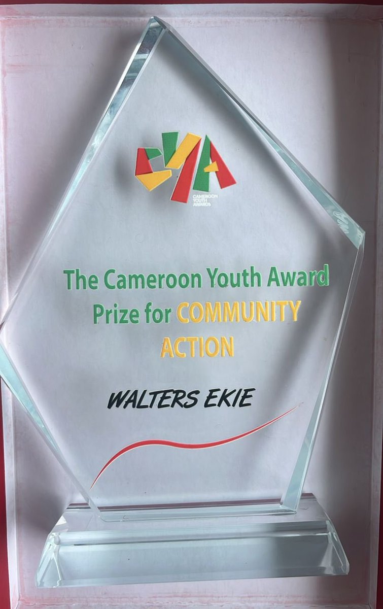 Grateful to receive this award with my amazing team! From free haircuts to empowering youth through WACODA &amp; Panache Expo, we’re here to make an impact. Thank you to all who support us—here’s to more growth and dreams realized! #CommunityImpact #WACODA #PanacheExpo #DreamBig”