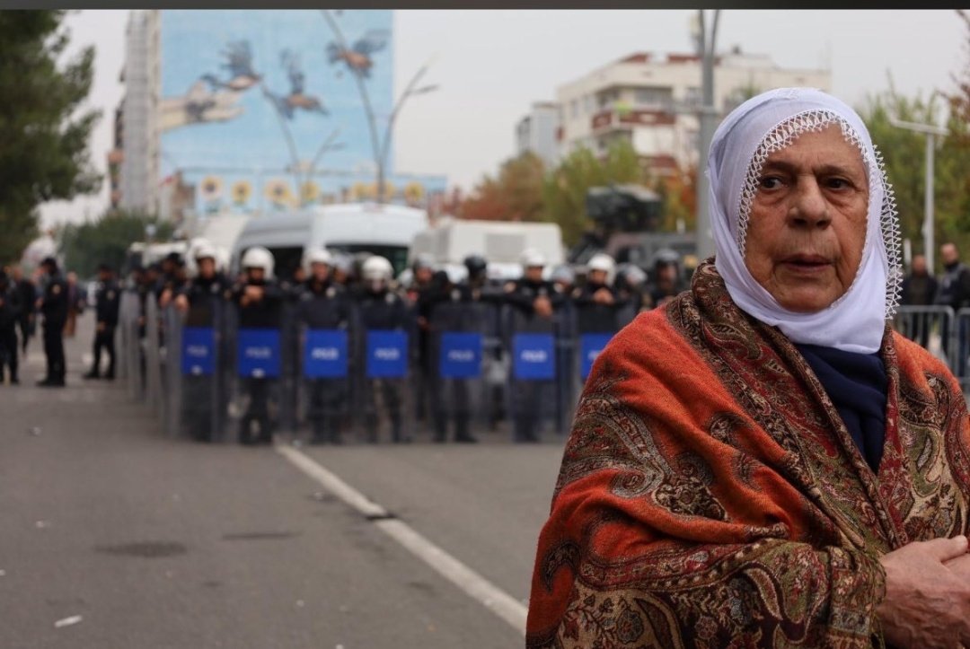 Kürt sorunu yoktur.!!
Hastalıklı tırko sorunu var !!
#batman #mardin #kayyım
