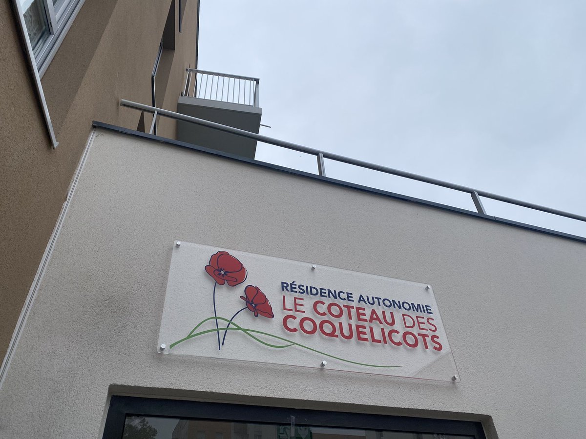 Inauguration de la résidence du coteau des coquelicots à <a href="/NogentsurOise/">Nogent-sur-Oise</a> : une résidence autonomie de 95 logements <a href="/CDC_Habitat/">Groupe CDC Habitat</a>, un restaurant scolaire et un centre de loisirs. Un complexe intergénérationnel réussi !
