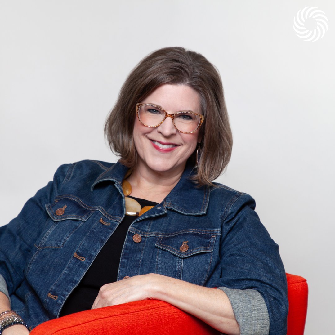 artscouncilindy's tweet photo. Join us in celebrating Julie Goodman’s incredible contributions to the Indy Arts Council, the creative community, and the city! With gratitude and sadness, we bid farewell as she steps down from her role as President &amp; CEO to embark on the next chapter of her arts career. https://t.co/Rpo48C00aw