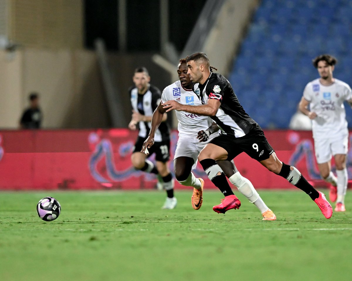 الحمدلله على الفوز +3 🖤🤍
(فهد❤️)