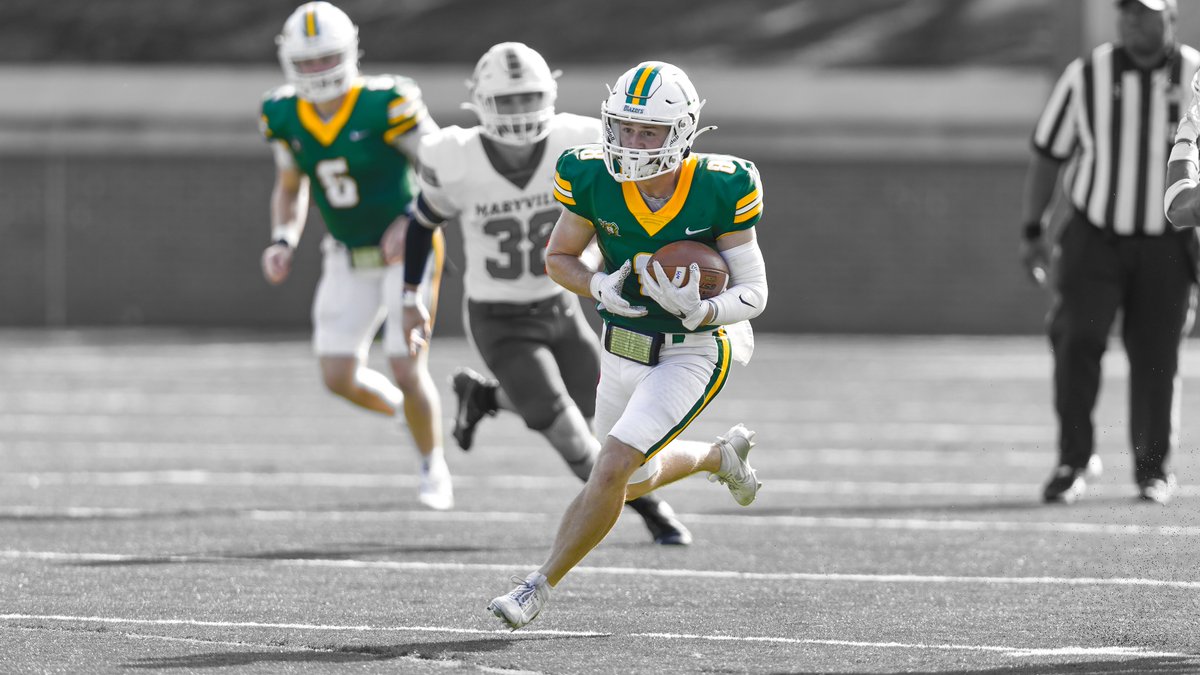 BelhavenFB's tweet photo. 𝙁𝙤𝙘𝙪𝙨𝙚𝙙 on what's ahead

#GoGreen | #FIGHT | #ALLIN https://t.co/7kiIvYsWv1