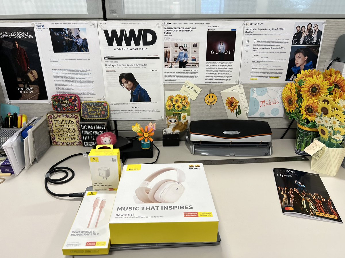 Rustychele's tweet image. My Bowie H1i headphones arrived! Also picked up some charging accessories that work for both my new headphones &amp;amp; my iPhone. Inspired by Gulf to add Baseus products to my life. 💛🎧😊

#BaseusTHxGulf #GulfKanawut
#BaseOnUser #BaseusTH
@gulfkanawut @BaseusThailand @Baseus_Global