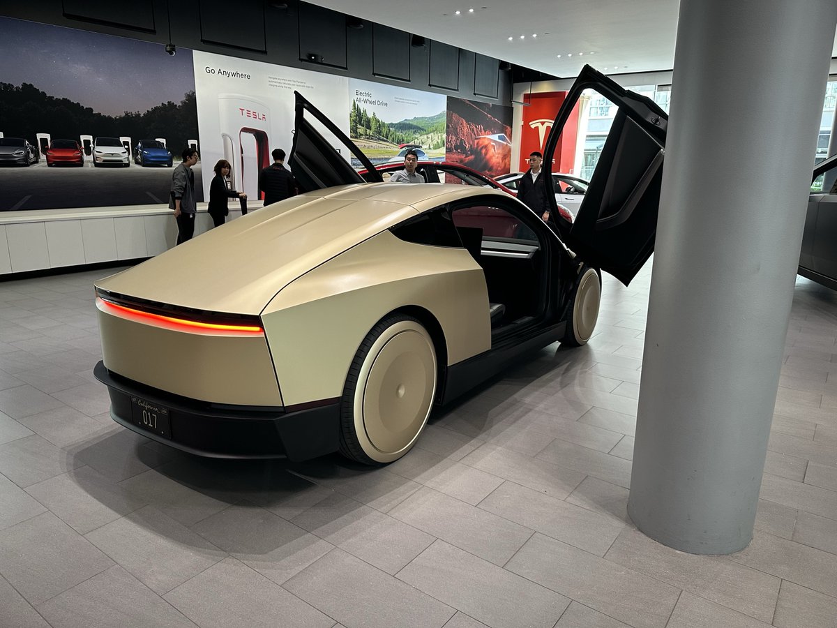 Tesla North America tweet media