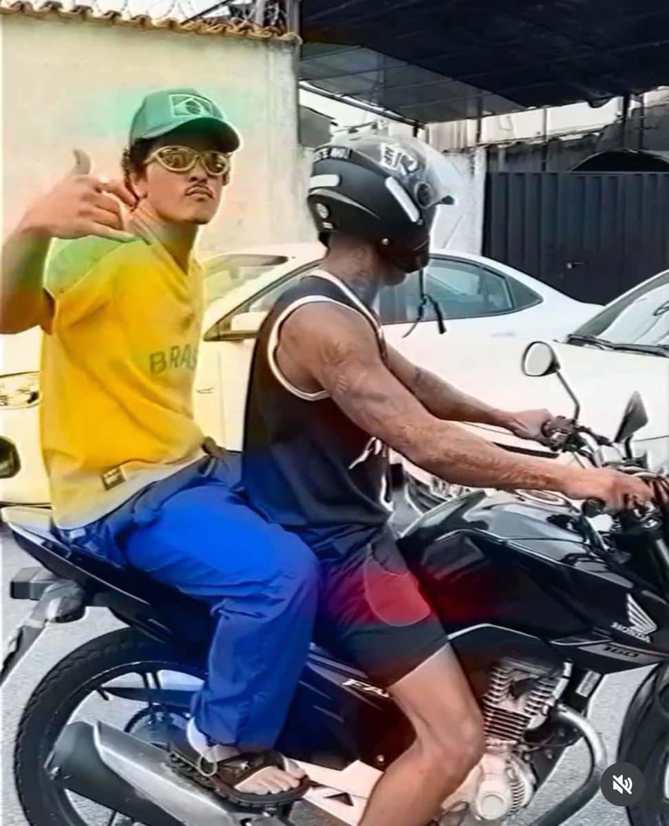 LBMBrasil's tweet photo. @BrunoMars VOLTA DE UBER MOTO BEBÊ!! 🇧🇷🇧🇷❤️‍🔥 https://t.co/12ZV8WQbGA