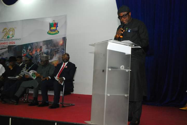 Nigerian Editors (@ngeditors) on Twitter photo 