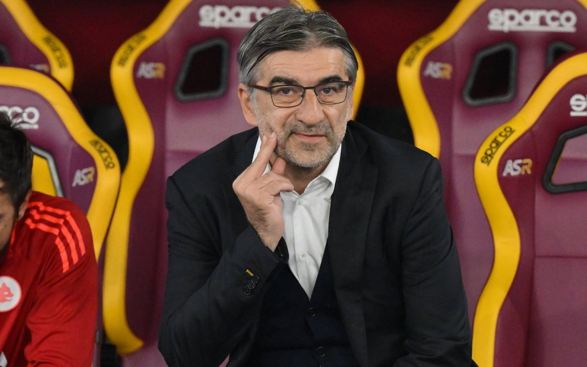 YesWeLazio's tweet photo. Resisti per tutti noi MAESTRO❤️🫶🏻

#EuropaLeague #unionsg #ASRoma #Juric https://t.co/UJD1SmNZsA