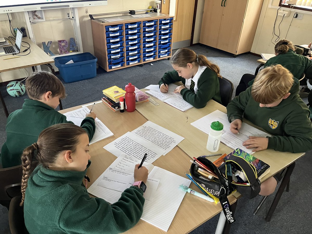 B6 Class Bushey Manor 2023-2024 tweet media