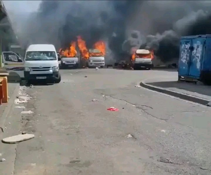 Dr Howmuch🇿🇦 (@youth233135) on Twitter photo <a href="/CyrilRamaphosa/">Cyril Ramaphosa 🇿🇦</a>, <a href="/SAPoliceService/">SA Police Service 🇿🇦</a> if u dont have any ideas how to solve taxi violence, u should be responsible for the war against <a href="/SA_Taxis/">SANTACO</a>... Thses people are terrorising us on the roads <a href="/CyrilRamaphosa/">Cyril Ramaphosa 🇿🇦</a>, <a href="/SAPoliceService/">SA Police Service 🇿🇦</a> if u dont have any ideas how to solve taxi violence, u should be responsible for the war against <a href="/SA_Taxis/">SANTACO</a>... Thses people are terrorising us on the roads