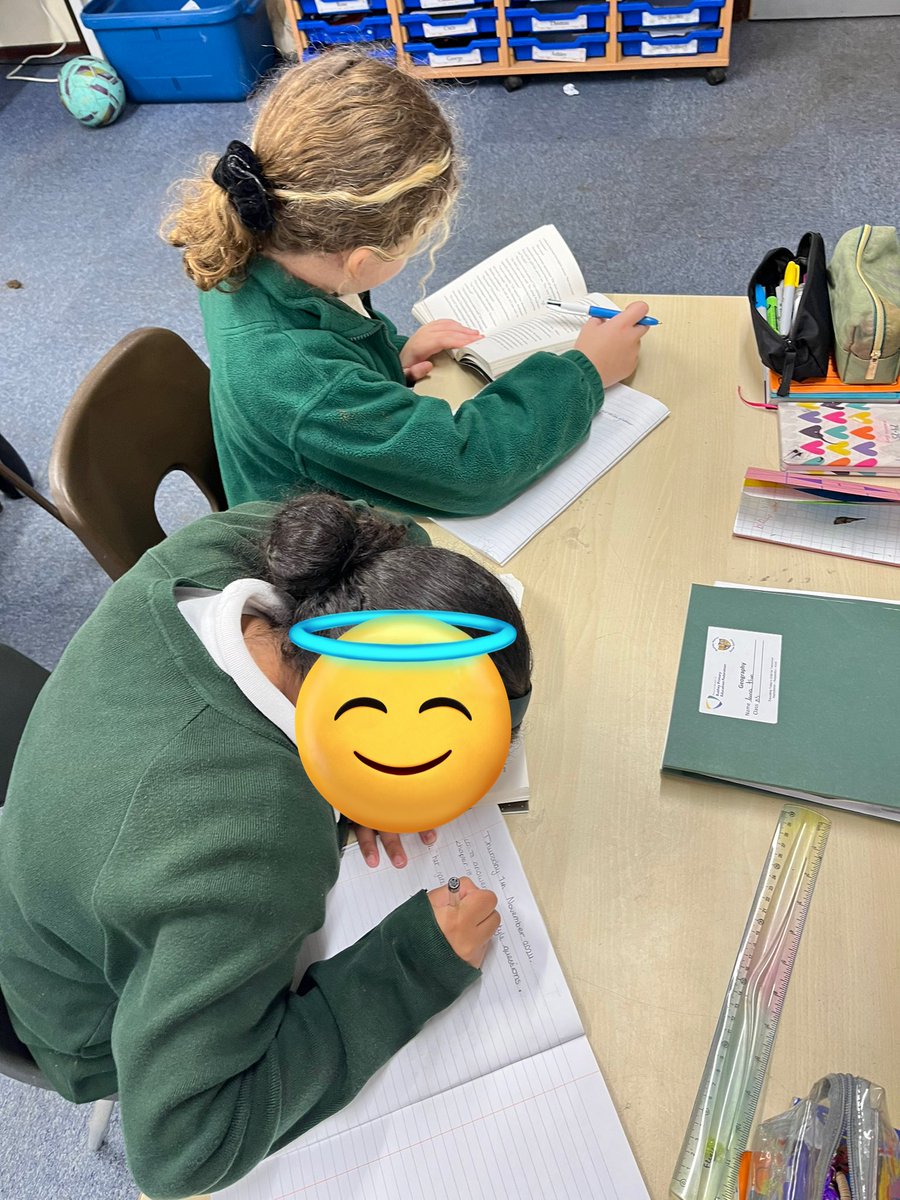 B6 Class Bushey Manor 2023-2024 tweet media