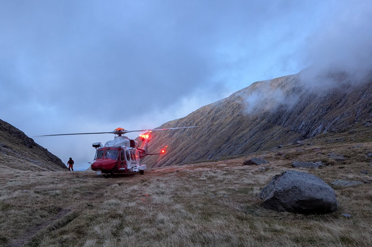 On the bealach between Aonach Mor and Carn Mor Dearg #R151