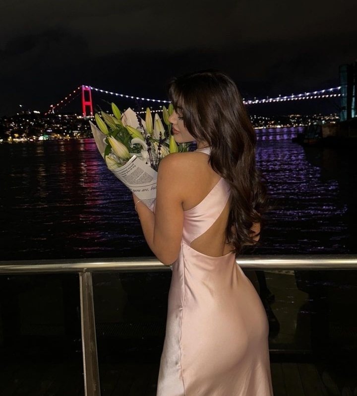 Çoooook güzelsin 😘😍❤️
#BuseÜnlü