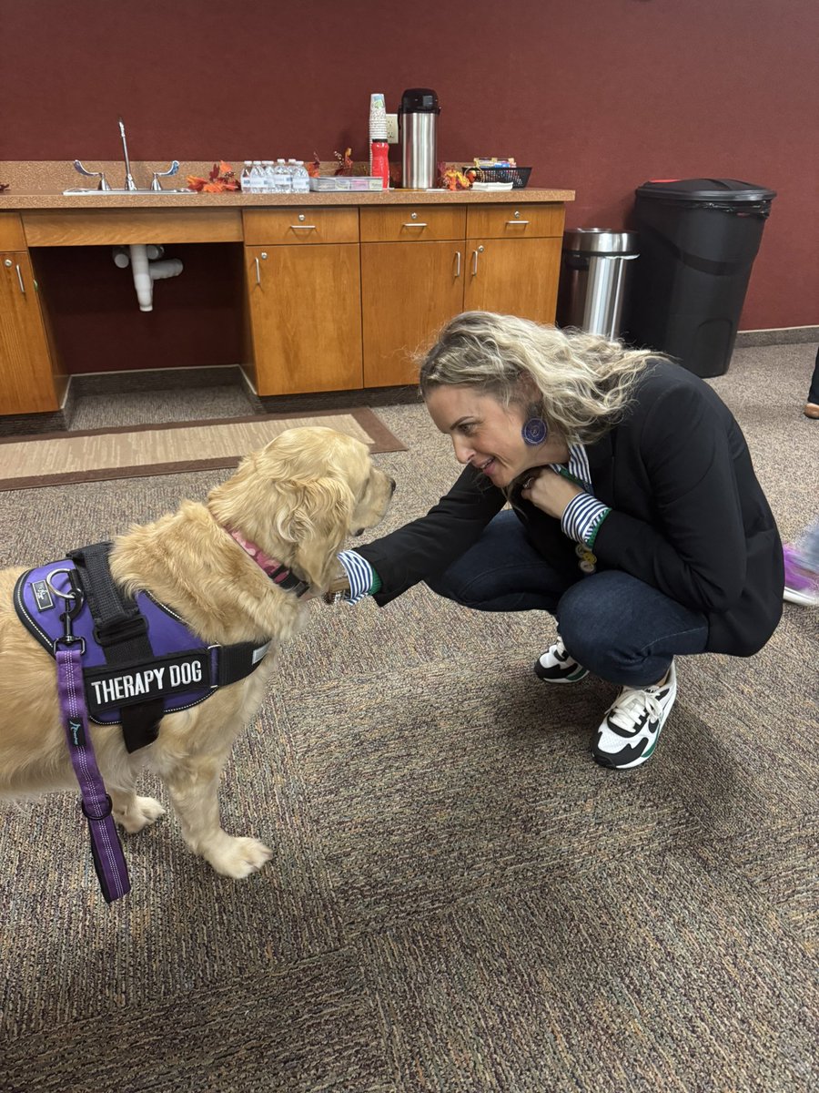 Spent time today at a Regional Women in Leadership event.  #wearemaumee #certifiedtherapydog #MentalHealthMatters