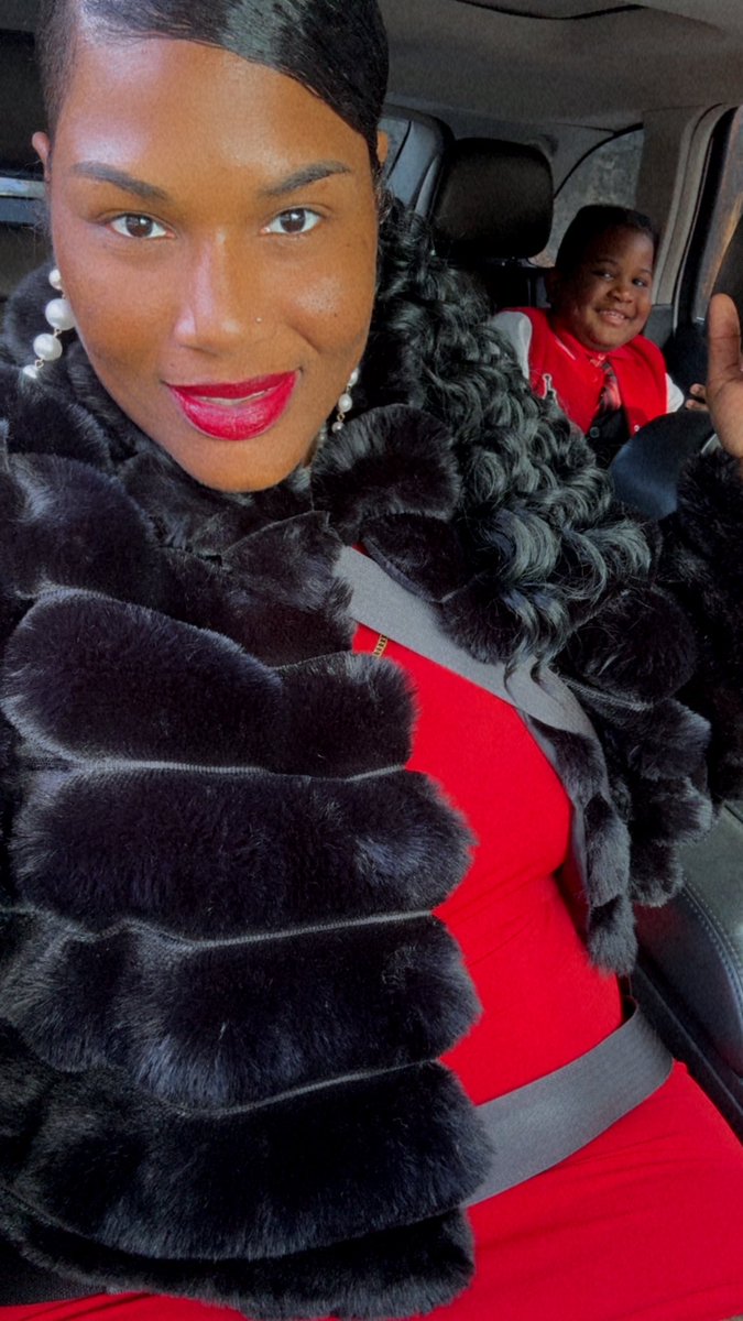 nikthenurseed's tweet image. Me and my Minnie me #sameface