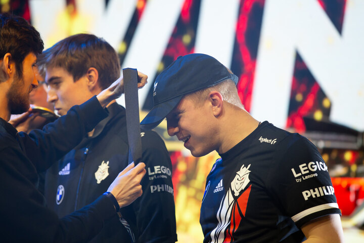G2RocketLeague's tweet photo. The man who always has the goated plan 🙇

Thank you for an unforgettable 3 years, @Satthew ❤️ https://t.co/hiHSa0Y3aD