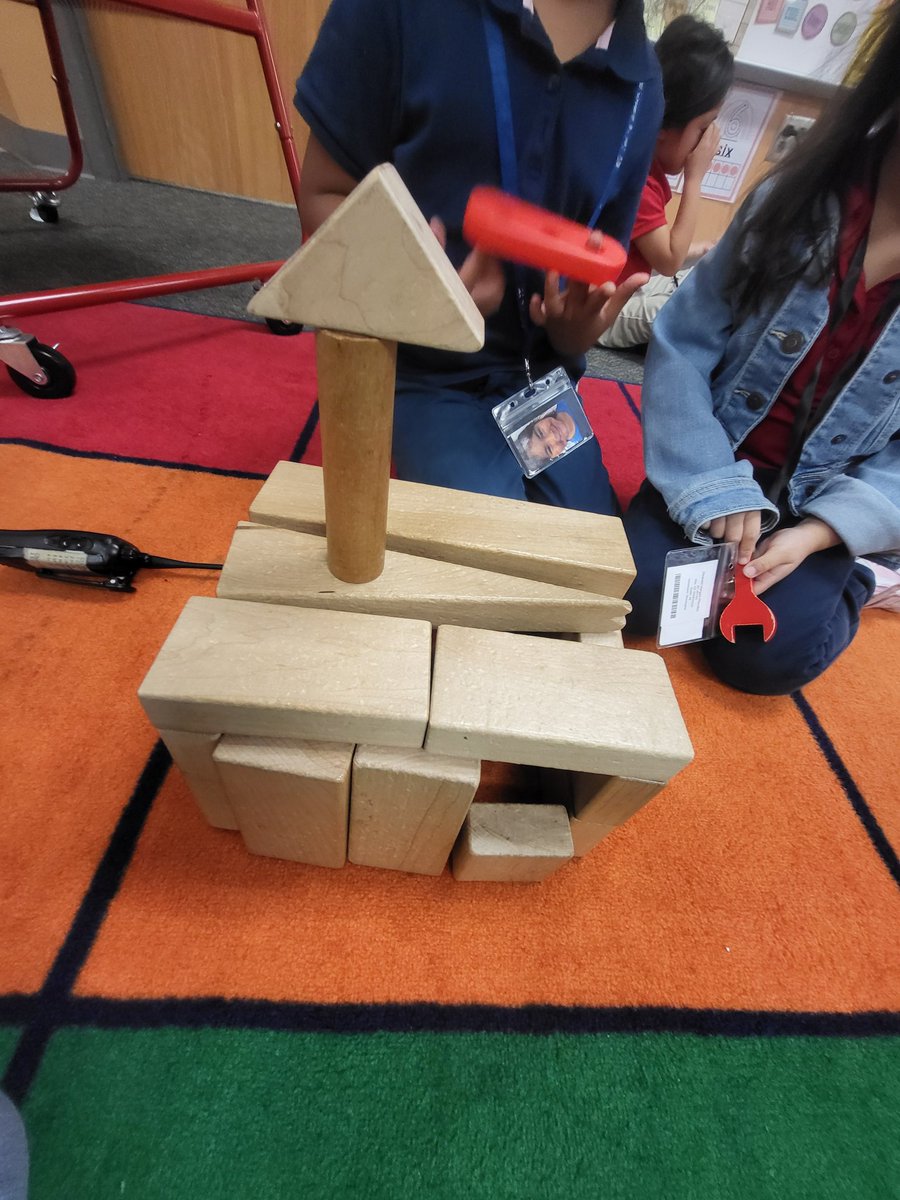 gabby12_75's tweet image. Building structures with Ms.Stonecypher's students #prekscience @ewesbisd @AprilBlanco1